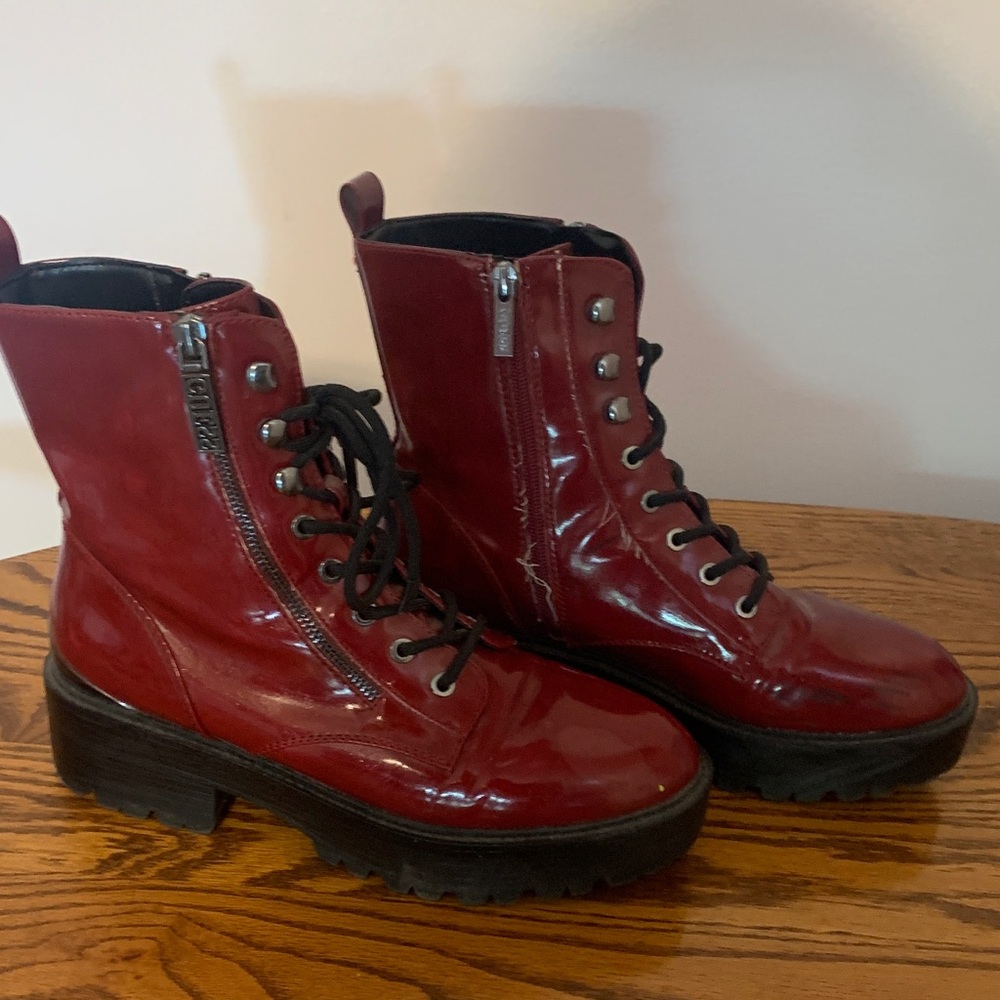 Guess Red Patent Lace-Up Combat Boots with Side Zipper